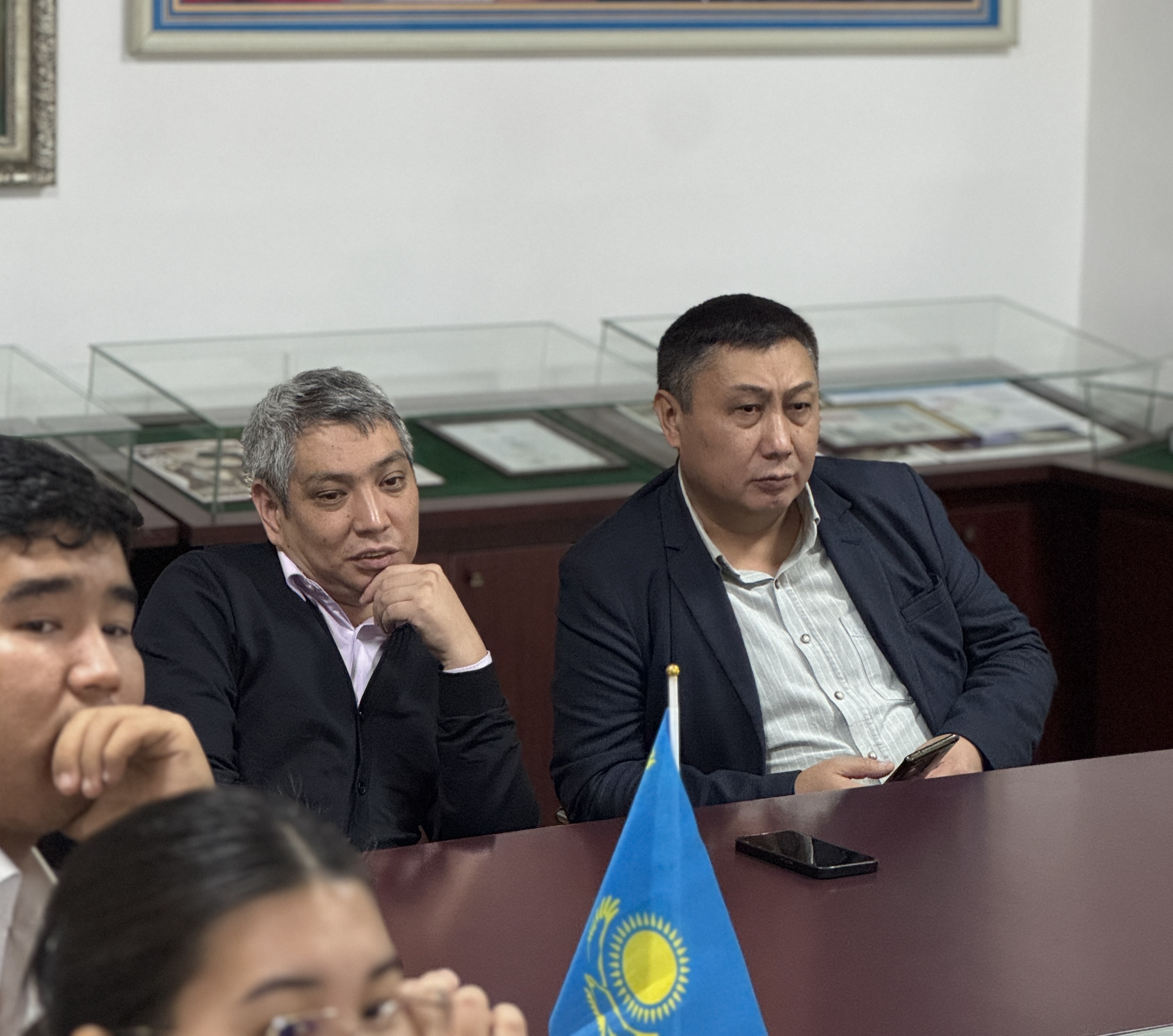 В KazNARU ПРОШЁЛ ИНТЕЛЛЕКТУАЛЬНЫЙ КОНКУРС, ПОСВЯЩЁННЫЙ НАЦИОНАЛЬНЫМ ЦЕННОСТЯМ И ПРАВОВОМУ СОЗНАНИЮ