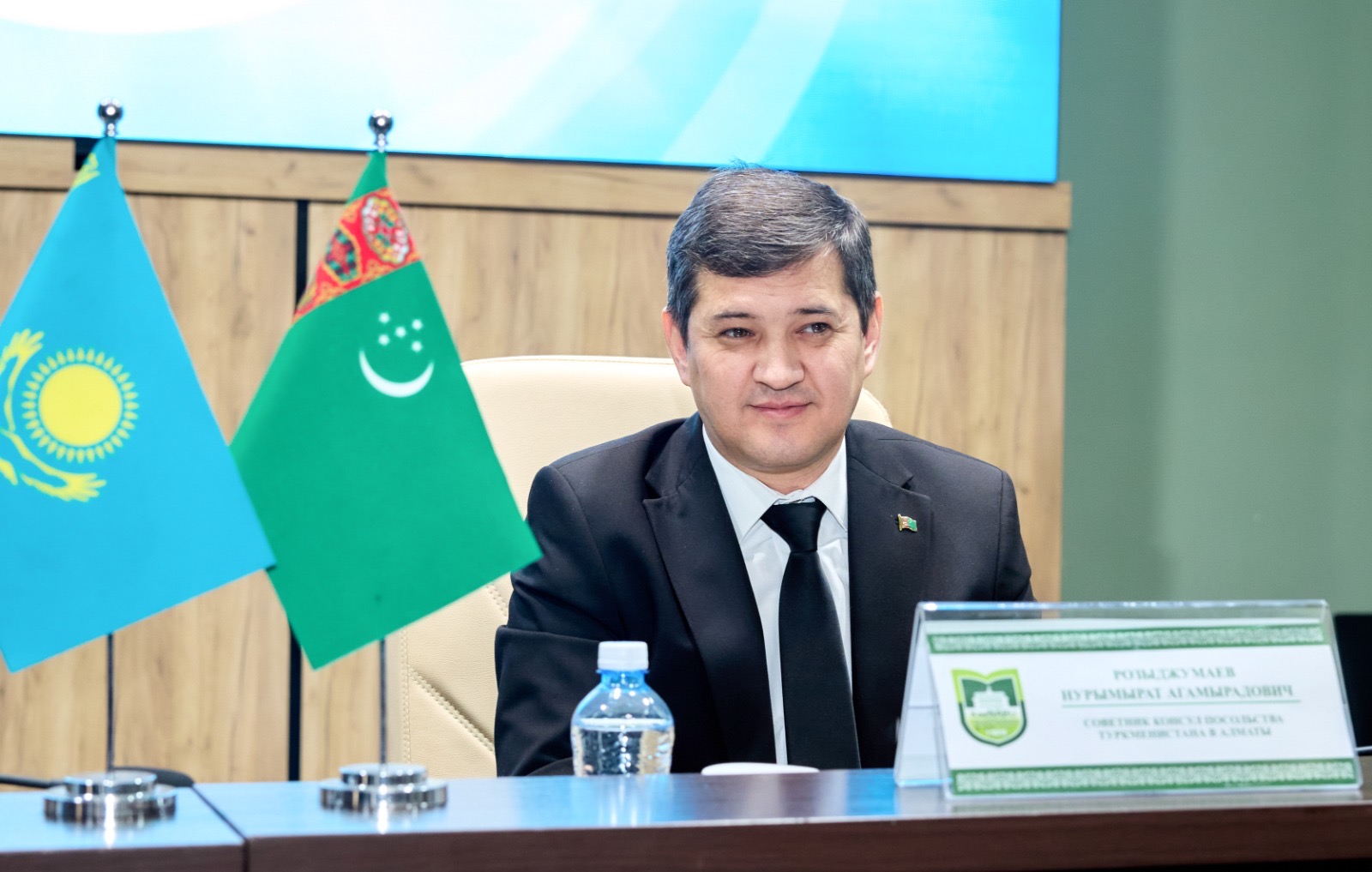 В KazNARU ОТМЕТИЛИ 35-ЛЕТИЕ НЕЗАВИСИМОСТИ ТУРКМЕНИСТАНА