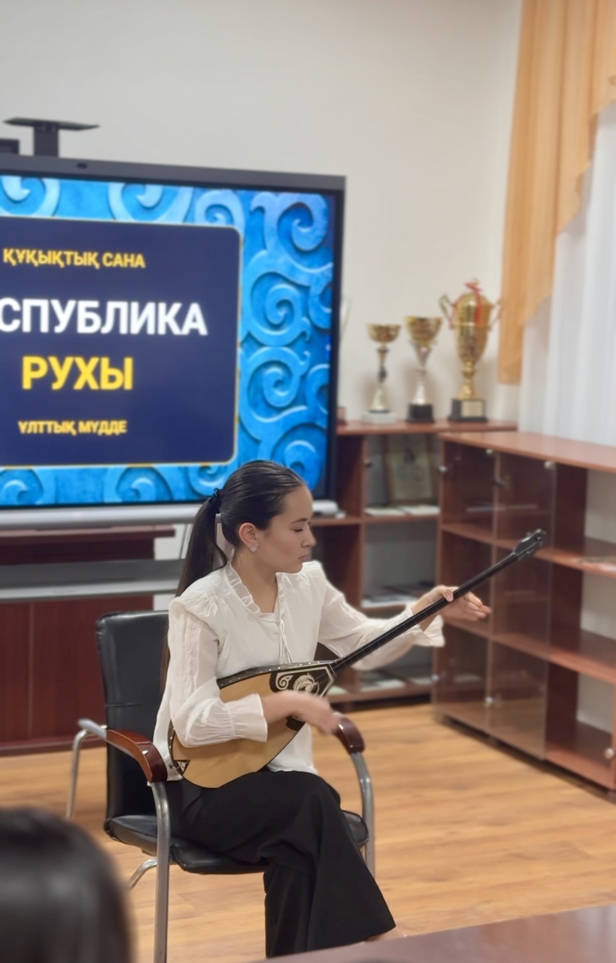 ДУХ РЕСПУБЛИКИ: ПРАВОВОЕ СОЗНАНИЕ И НАЦИОНАЛЬНЫЕ ИНТЕРЕСЫ