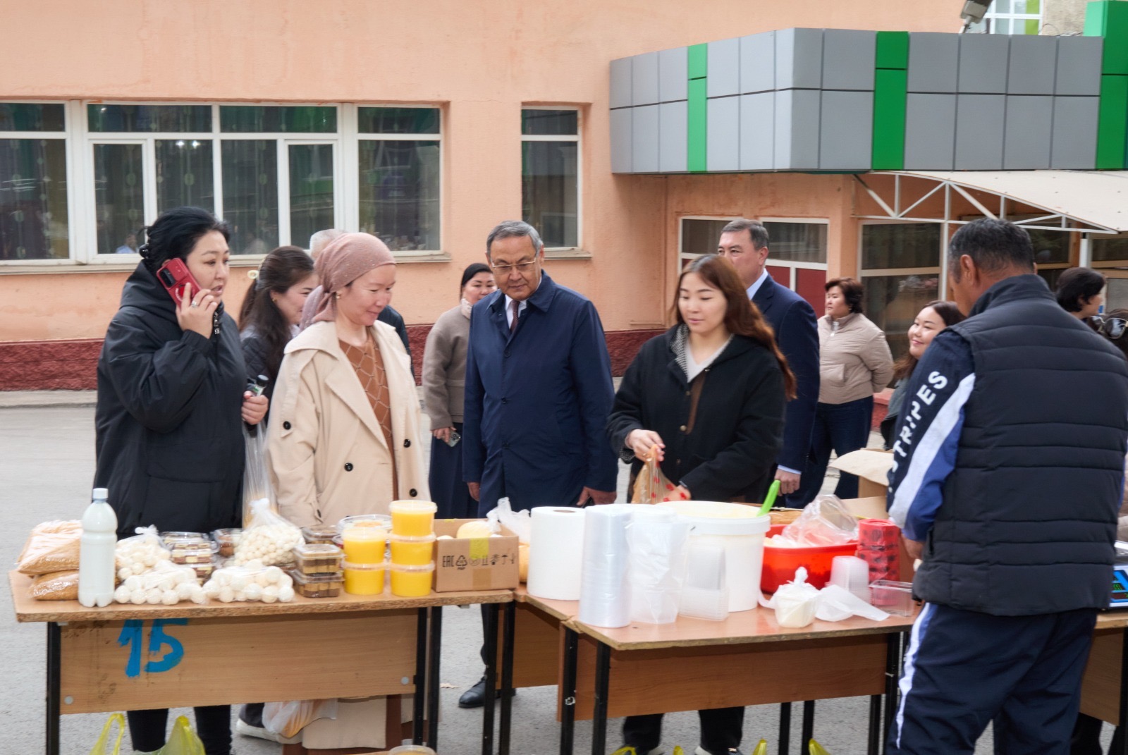 🇰🇿 РЕСПУБЛИКА КҮНІ ҚАРСАҢЫНДАҒЫ БЕРЕКЕЛІ ЖӘРМЕҢКЕ