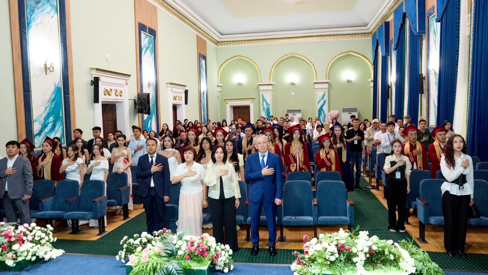 KazNARU-да «ВЕТЕРИНАРИЯ ЖӘНЕ ЗООИНЖЕНЕРИЯ» ФАКУЛЬТЕТІНІҢ ТҮЛЕКТЕРІНЕ ДИПЛОМ ТАБЫСТАЛДЫ
