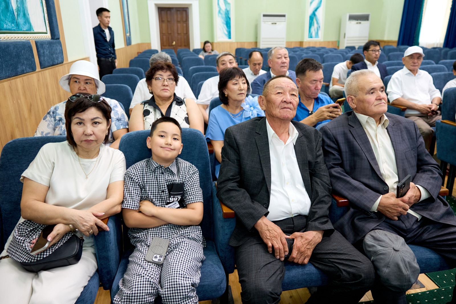 KazNARU ТҮЛЕКТЕРІ 40 ЖЫЛДЫҚ КЕЗДЕСУДЕ БАС ҚОСТЫ