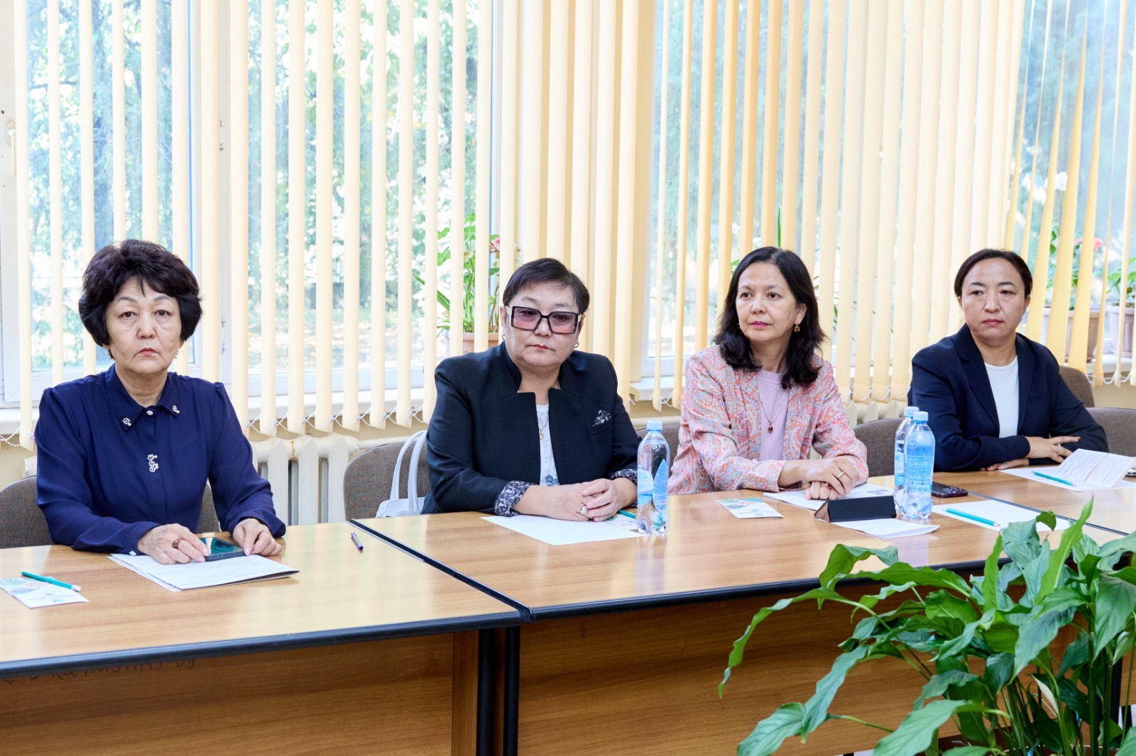 KazNARU PRESENTS NEW TEXTBOOK FOR PROFESSIONALLY ORIENTED KAZAKH LANGUAGE LEARNING