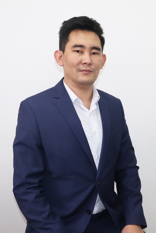 employee image
